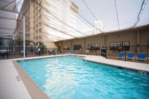 PENTHOUSE SUITE On The Strip - 2Bd2Ba