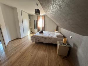 Maisons de vacances Le manoir Obernois - 5mn du centre - 10 pers. : photos des chambres