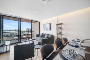 BALTIA Luxurious One Bedroom Ap