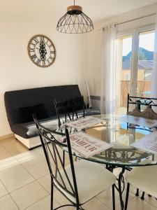 Appartements Appartement tres lumineux au coeur du massif de la Sainte Baume : photos des chambres