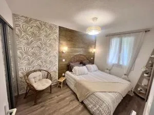 Bel appartement T2 refait à neuf avec piscine couverte de juin à fin septembre - Béon