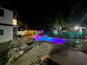 Sunny Retreat, Ultimate Getaway - Baní