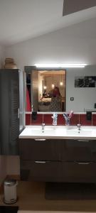 Maisons de vacances Gite La Riviera : photos des chambres