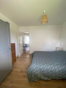 Maisons de vacances Maison Chapeau Saint Jacques - 400m de la plage : photos des chambres