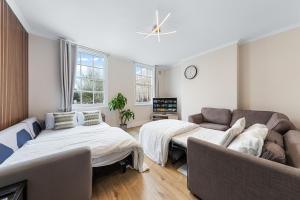 Serviced Duplex in Paddington, near Hyde Park Marble Arch, W2 London