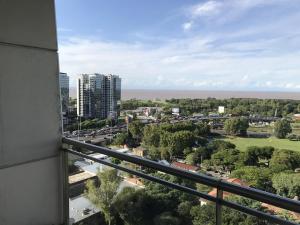 Jardines Full Amenities Vista al Rio