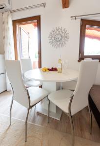 Apartment Eden in peaceful area near center 