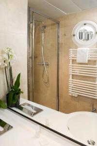 Hôtel Henri IV Rive Gauche