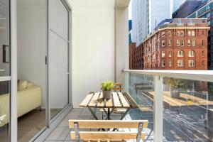 A Cozy & Modern Studio Right Next to Darling Harbour