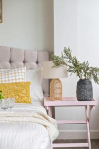 A Cozy 2BR Apt on Collins Near Flinders Station