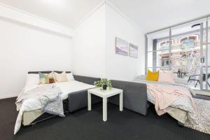 A Comfy Studio for 6 Next to Darling Harbour