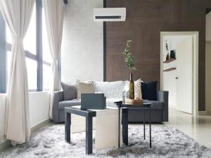 Stylish & Cozy 2BR Apt at Arte Plus, FREE Parking