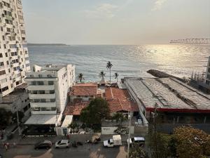 U-GO Edificio Torres del Lago en El Laguito - Elegancia y Descanso