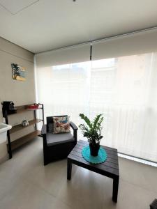Apartamento charmoso em Pinheiros 250 metros da Estação Oscar Freire Hospital das Clínicas NUBANK INCOR PAULISTA