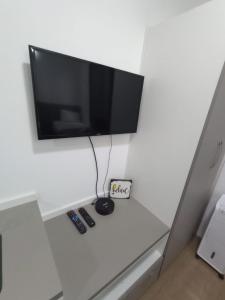 Studio completo ao lado do metrô Brás