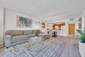 Beautiful 1 Bed 1 Bath • Brickell • Bay View