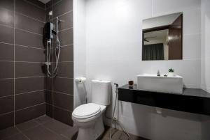 Comfy 3BR Apt @ KSL Daya Near IKEA Tebrau Parking