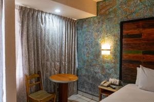 La Concha Beach Hotel & Club