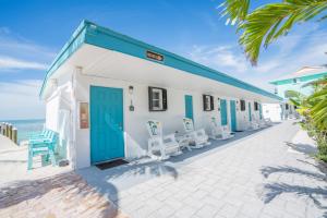 Double Room with View room in Edgewater Lodge