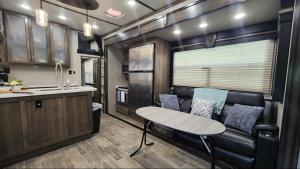 2 bedroom glamping RV wgolf cart