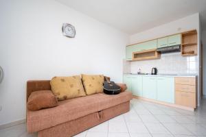 Family-friendly apartments with swimming pool Ljubac, Zadar - 21937