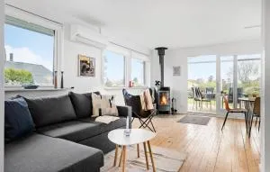 3 Bedroom Amazing Home In Otterup - Munkebo