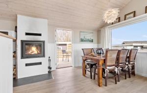 4 Bedroom Gorgeous Home In Ebeltoft