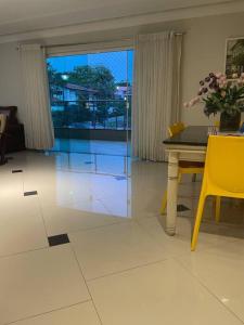 Apartamento amplo e confortável