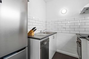 Superb 1-Bed Unit with A Generous Balcony