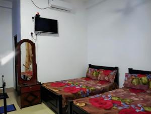 New Dinu Holiday Inn