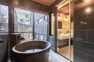 Bijou Suites Chaya