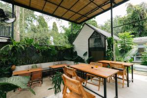 The Jungle Hostel Canggu