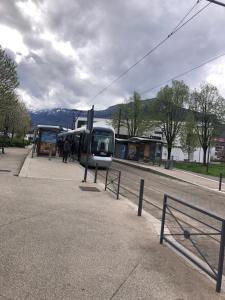 Soyeux de la bruyère grenoble*parking gratuit