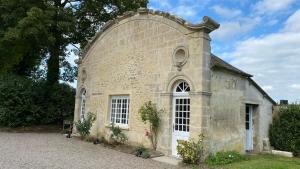 Maisons de vacances Belle demeure dans un grand parc arbore : photos des chambres