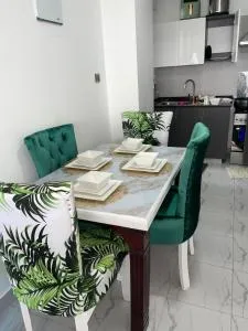 Classy two bedroom Airbnb with swimming pool - Kagongo