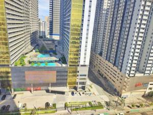 Urban Deca EDSA Budget Place w Unli Wi-Fi Netflix