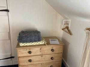 Bryntirion Farmhouse Rooms (with bathroom)