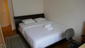 Appartement Pantin (Métro Hoche) pour 4 personnes.