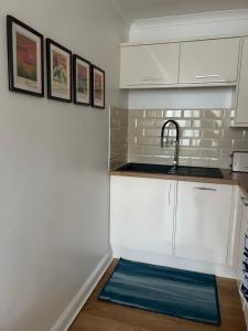 Little Jem Harlyn Bay near 7 Bays