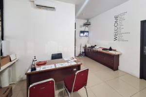 Joy Homestay At Pulomas RedPartner