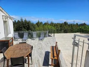 Emma - 萨里索伦札拉