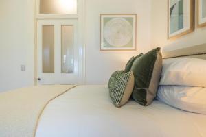 Modern 1-Bed Studio near Tramsheds