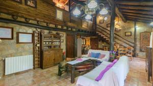 El Palomar Guaro by Ruralidays