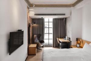 BlueSky Hotel