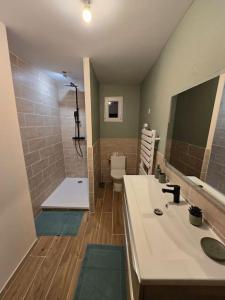 Maisons de vacances SWEET HOMES La Couronne- Maison entiere calme - 3 chambres : photos des chambres