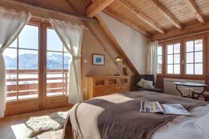 Chalets Chalet,14 p, 230m2,sauna,billard,source : photos des chambres