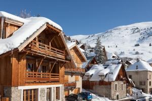 Chalets Chalet,14 p, 230m2,sauna,billard,source : photos des chambres