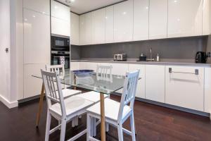 The Embassy Suite Devereux Residences near Battersea Power Station