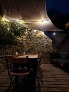 Chalets Chalet,14 p, 230m2,sauna,billard,source : photos des chambres