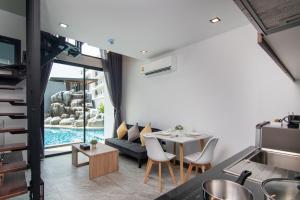 Pool Access Utopia Loft, just 10 min from Nai Harn Beach, UTL A116